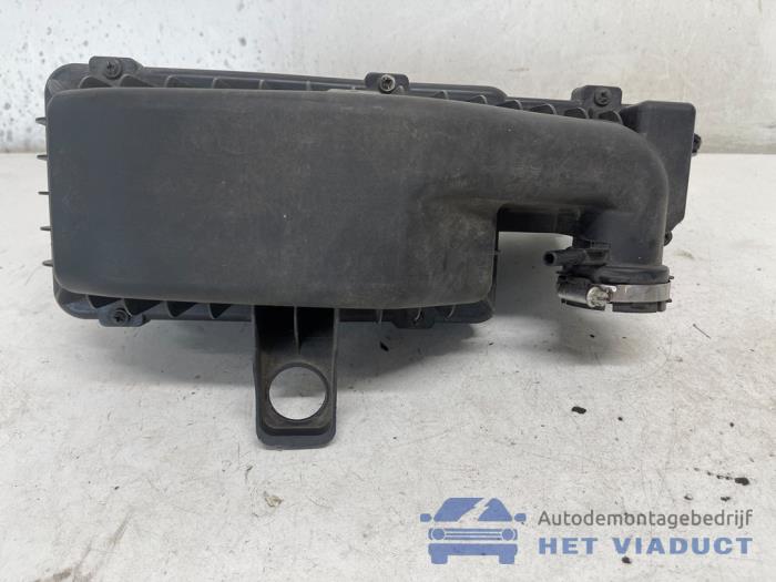 Begagnade Luftfilterhus Citroen C3 (SC) 1.2 VTi 82 12V Pris € 25,00 Marginaltabell erbjuds av Het Viaduct