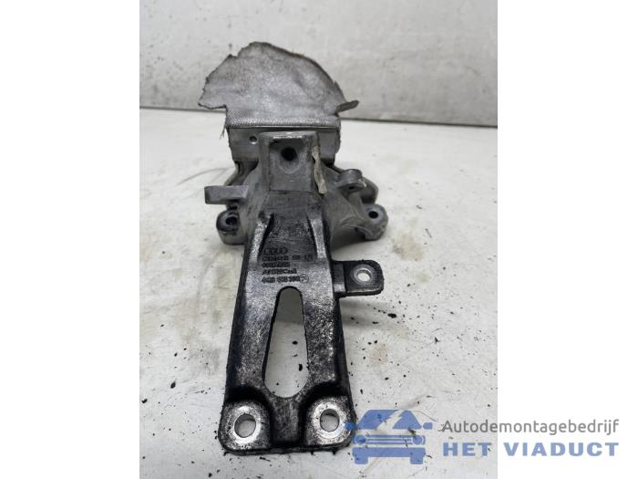 Used Engine mount Audi SQ5 (8RB) 3.0 TDI V6 24V Price € 25,00 Margin scheme offered by Het Viaduct