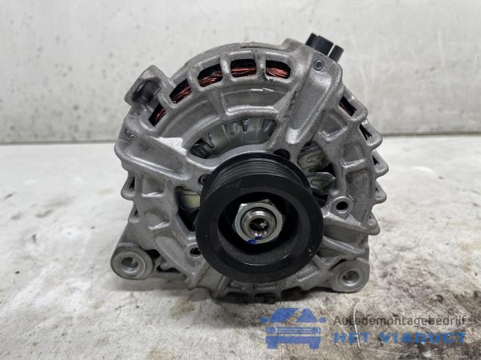 Gebrauchte Dynamo Jaguar XE 2.0d 180 16V Preis € 50,00 Margenregelung angeboten von Het Viaduct