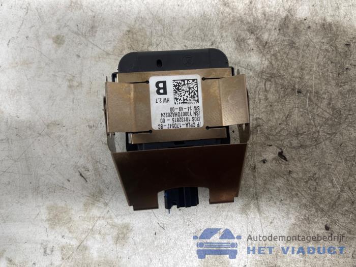 Begagnade Regnsensor Jaguar XE 2.0d 180 16V Pris € 50,00 Marginaltabell erbjuds av Het Viaduct
