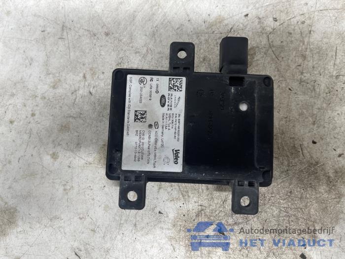 Begagnade Dödvinkelsensor Jaguar XE 2.0d 180 16V Pris € 100,00 Marginaltabell erbjuds av Het Viaduct