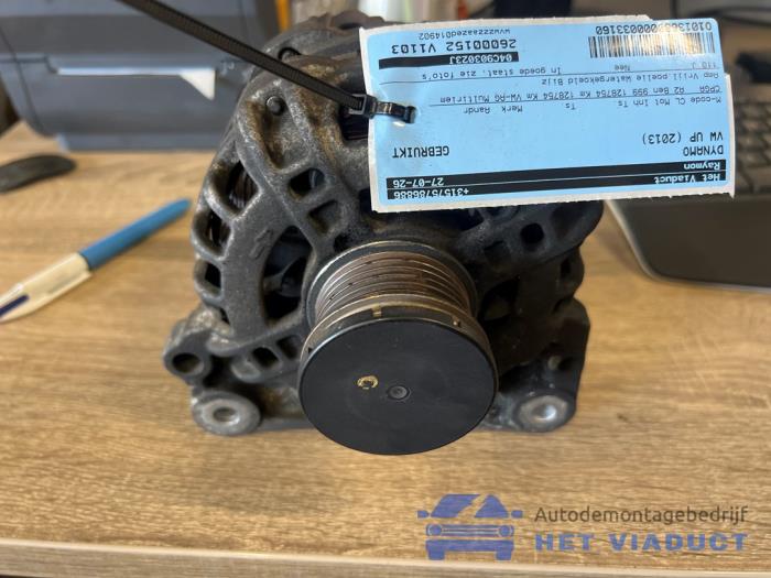 Begagnade Dynamo Volkswagen Up! (121) 1.0 12V EcoFuel Pris € 30,00 Marginaltabell erbjuds av Het Viaduct