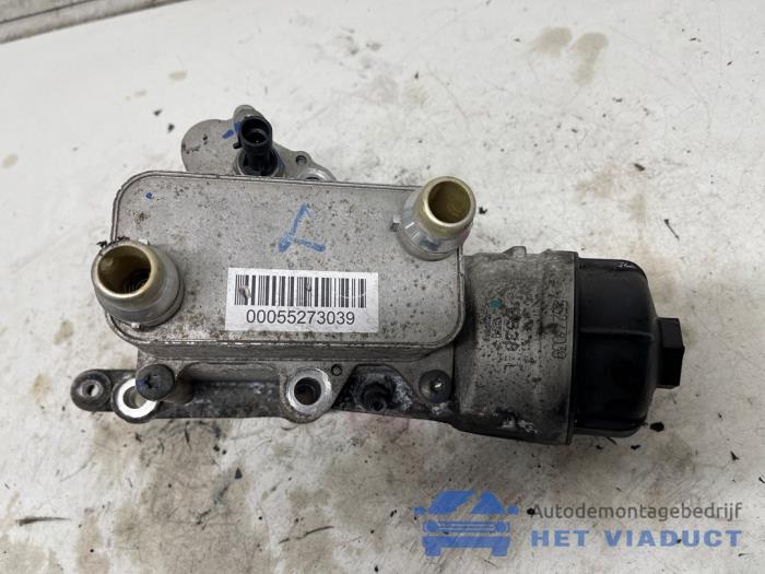 Gebrauchte Ölfiltergehäuse Fiat Ducato (250) 2.0 D 115 Multijet Preis € 70,00 Margenregelung angeboten von Het Viaduct