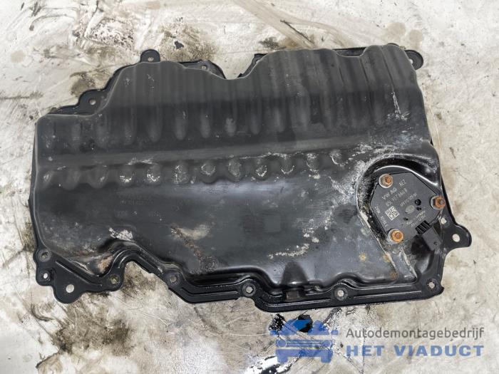 Usagé Couvercle carter Seat Leon (KLB) 2.0 TDI 16V Prix € 125,00 Règlement à la marge proposé par Het Viaduct
