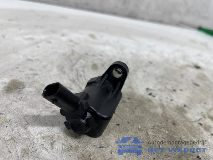 Begagnade Oljetryckssensor Skoda Kamiq 1.5 TSI 16V Pris € 25,00 Marginaltabell erbjuds av Het Viaduct