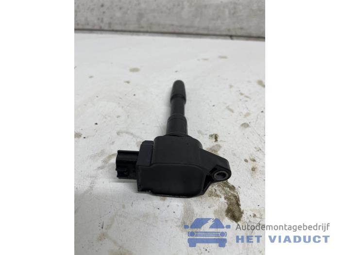 Usagé Bobine Renault Captur I (2R) 1.2 TCE 16V EDC Prix € 20,00 Règlement à la marge proposé par Het Viaduct