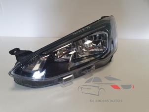 Używane Reflektor lewy Ford Focus 4 1.0 Ti-VCT EcoBoost 12V 100 Cena € 190,00 Procedura marży oferowane przez De Broers Auto's