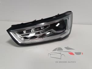 Used Headlight, left Audi A1 Sportback (8XA/8XF) 1.8 TFSI 16V Price € 500,00 Margin scheme offered by De Broers Auto's