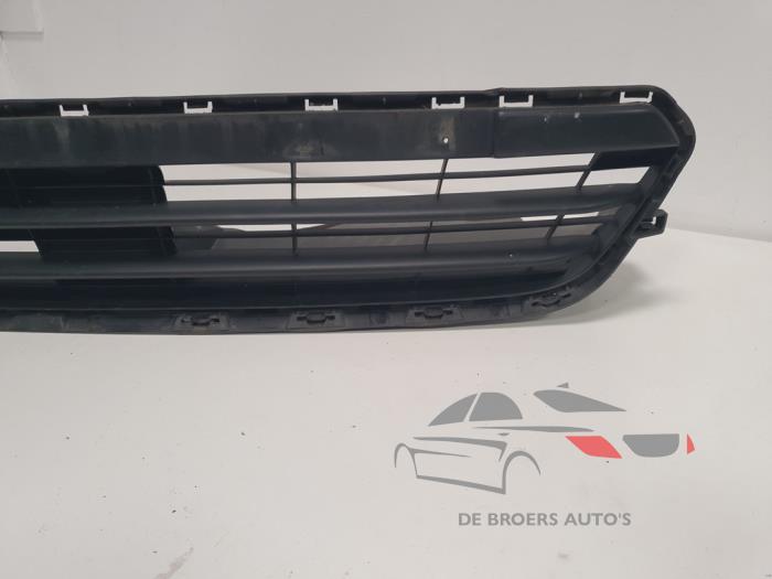 Bumper grille from a Peugeot 108  2014