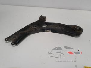 Used Front wishbone, left Volkswagen Golf Sportsvan (AUVS) 1.6 TDI 16V Price € 60,00 Margin scheme offered by De Broers Auto's