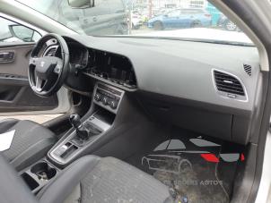 Used Airbag set + dashboard Seat Leon (5FB) 1.4 TSI 16V Price € 1.150,00 Margin scheme offered by De Broers Auto's
