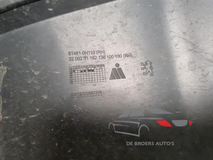 Stoßstangenrost van een Peugeot 108 1.0 12V 2017