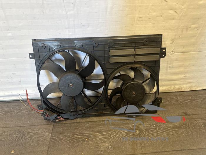 Gebrauchte Kühlerventilator Volkswagen Golf Plus Preis € 75,00 Margenregelung angeboten von De Broers Auto's
