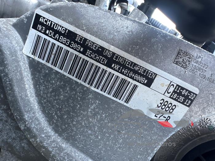 Engine from a Volkswagen Golf VIII (CD1) 1.0 eTSI 12V 2022