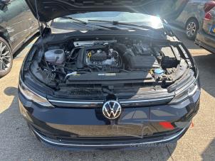 Engine from a Volkswagen Golf VIII (CD1) 1.0 eTSI 12V 2022