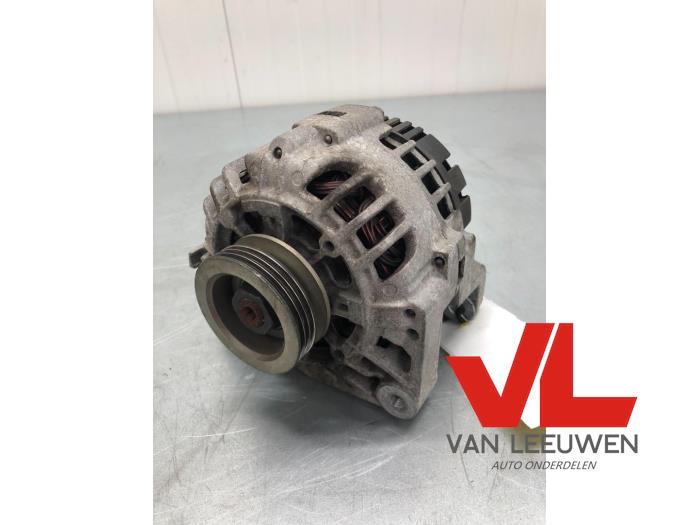 Dynamo Dacia Sandero I (BS), 2008 / 2013 1.2 16V, Fließheck, Benzin, 1.149cc, 55kW (75pk), FWD, D4F732; D4FF7, 2008-11 / 2013-06, BSDA1; BSDBN; BSDM2; BSRA1; BSRBN (Gebraucht)