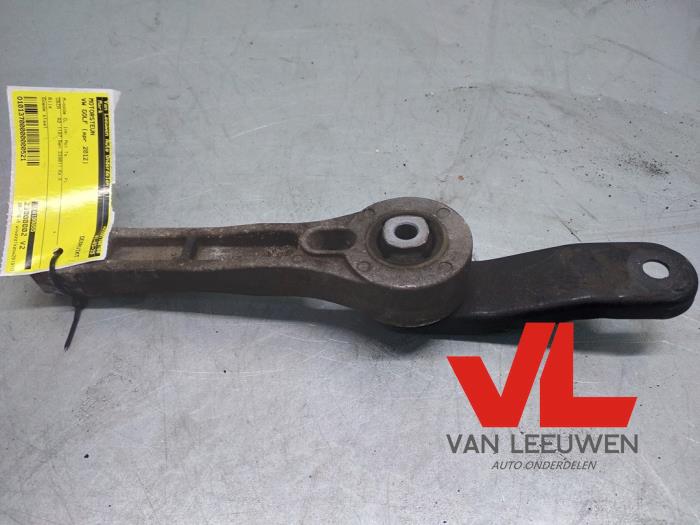 Used Engine mount Volkswagen Golf VI (5K1) 1.2 TSI Price € 9,00 Margin scheme offered by Van Leeuwen Auto Onderdelen