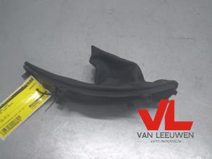 Used Parking brake lever cover BMW 3 serie Gran Turismo (F34) 320d xDrive 2.0 16V Price € 23,60 Inclusive VAT offered by Van Leeuwen Auto Onderdelen