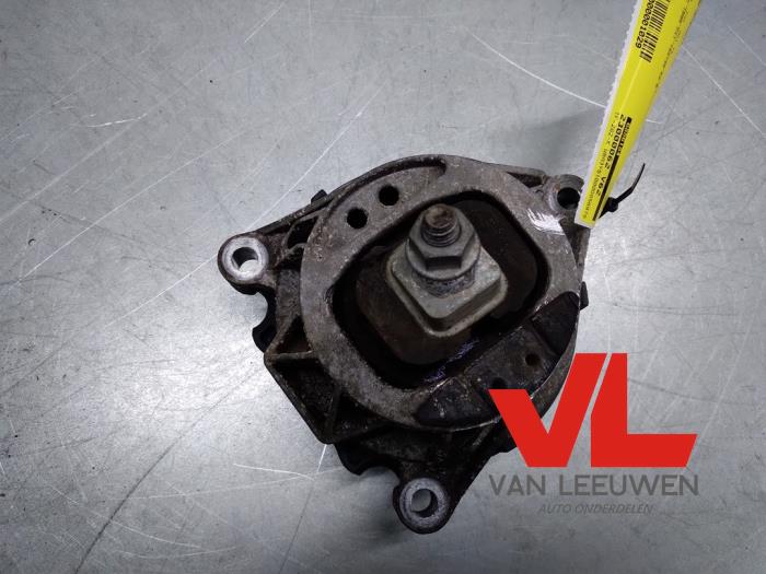 Engine mount BMW 3 serie Gran Turismo 320d xDrive 2.0 16V 6856184 N47D20C