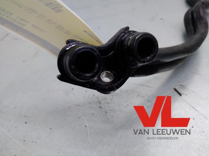 Fuel line from a BMW 3 serie Gran Turismo (F34) 320d xDrive 2.0 16V 2013