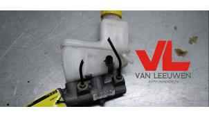 Used Brake pump Fiat Stilo (192A/B) 1.6 16V 3-Drs. Price € 22,50 Margin scheme offered by Van Leeuwen Auto Onderdelen