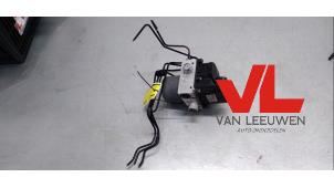 Used ABS pump Fiat Stilo (192A/B) 1.6 16V 3-Drs. Price € 20,00 Margin scheme offered by Van Leeuwen Auto Onderdelen