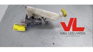 Used Brake pump Peugeot 207/207+ (WA/WC/WM) 1.4 16V Price € 23,00 Margin scheme offered by Van Leeuwen Auto Onderdelen
