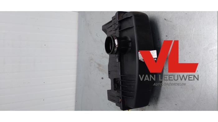 Gebrauchte Luftfiltergehäuse Peugeot 207/207+ (WA/WC/WM) 1.4 16V Preis € 11,50 Margenregelung angeboten von Van Leeuwen Auto Onderdelen