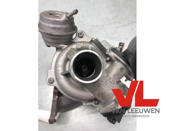 Turbo from a Ford Focus 3 1.0 Ti-VCT EcoBoost 12V 100 2013