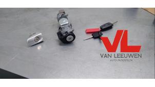 Used Set of locks Ford Focus 3 1.0 Ti-VCT EcoBoost 12V 100 Price € 50,00 Margin scheme offered by Van Leeuwen Auto Onderdelen