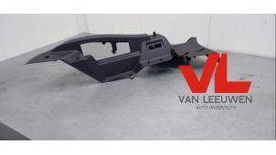 Usados Tapizado de maletero izquierda Ford Focus 3 1.0 Ti-VCT EcoBoost 12V 100 Precio € 18,50 Norma de margen ofrecido por Van Leeuwen Auto Onderdelen