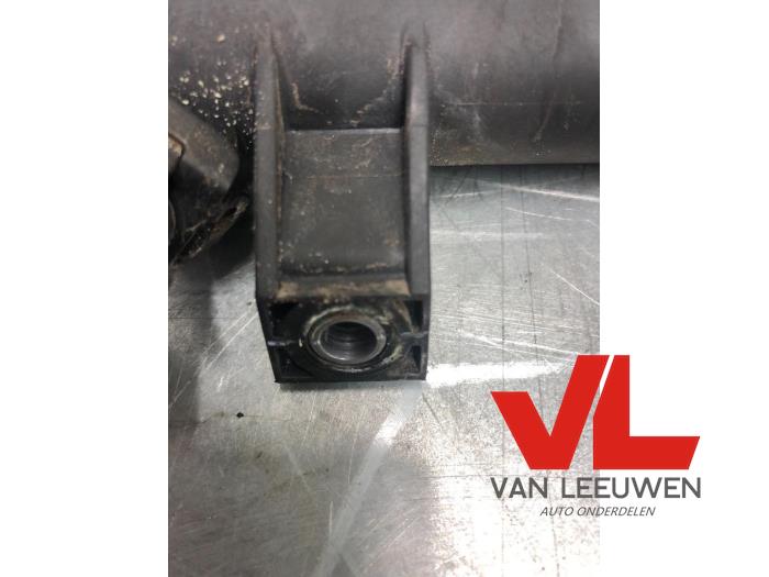 Inyector (inyección de gasolina) de un Citroën C4 Picasso (UD/UE/UF) 2.0 16V Autom. 2007