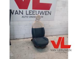Used Seat, right Fiat 500 (312) 1.2 69 Price € 75,00 Margin scheme offered by Van Leeuwen Auto Onderdelen