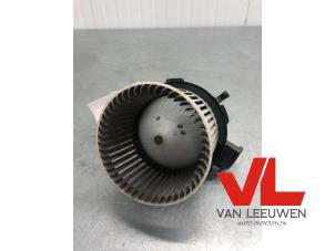 Used Heating and ventilation fan motor Fiat 500 (312) 1.2 69 Price € 15,00 Margin scheme offered by Van Leeuwen Auto Onderdelen