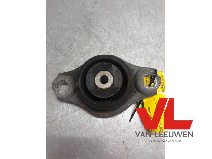 Used Engine mount Fiat 500 (312) 1.2 Price € 9,00 Margin scheme offered by Van Leeuwen Auto Onderdelen