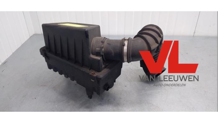 Begagnade Luftfilter Ford Focus 1 1.4 16V Pris € 16,50 Marginaltabell erbjuds av Van Leeuwen Auto Onderdelen