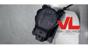 Usagé Clapet chauffage moteur Ford Focus C-Max 1.8 16V Prix € 6,95 Règlement à la marge proposé par Van Leeuwen Auto Onderdelen