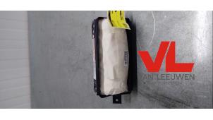 Used Right airbag (dashboard) Nissan Micra (K12) 1.5 dCi 65 Price € 25,00 Margin scheme offered by Van Leeuwen Auto Onderdelen
