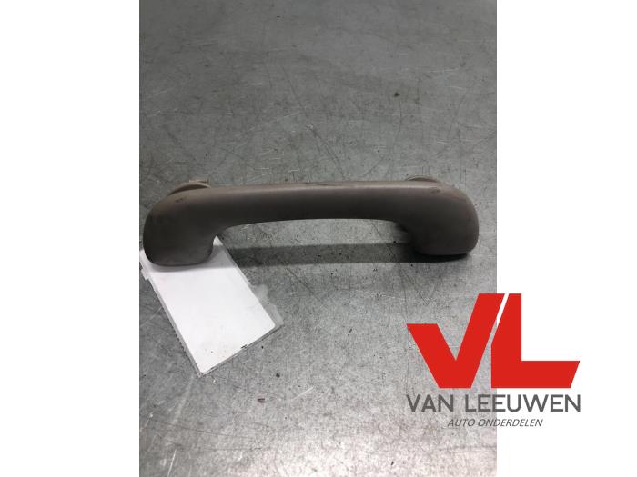 Gebrauchte Handgriff Nissan Micra (K12) 1.5 dCi 65 Preis € 9,00 Margenregelung angeboten von Van Leeuwen Auto Onderdelen
