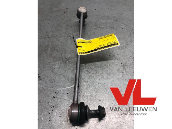 Używane Lacznik stabilizatora BMW 5 serie (E60) 535d 24V Cena € 17,00 Procedura marży oferowane przez Van Leeuwen Auto Onderdelen