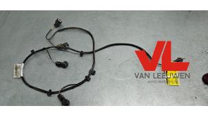 Used PDC Sensor Set Ford Fiesta 7 1.5 TDCi 85 Price € 80,00 Margin scheme offered by Van Leeuwen Auto Onderdelen