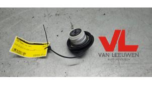 Used Fuel cap Ford Transit Connect 1.8 TDCi 90 Price € 10,00 Margin scheme offered by Van Leeuwen Auto Onderdelen