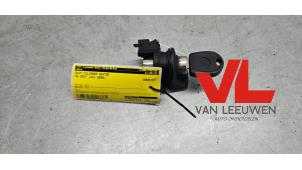 Used Rear lock cylinder Volkswagen Golf IV (1J1) 2.0 Price € 10,00 Margin scheme offered by Van Leeuwen Auto Onderdelen