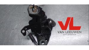Used Bonnet lock mechanism Peugeot 206 (2A/C/H/J/S) 1.4 XR,XS,XT,Gentry Price € 5,00 Margin scheme offered by Van Leeuwen Auto Onderdelen
