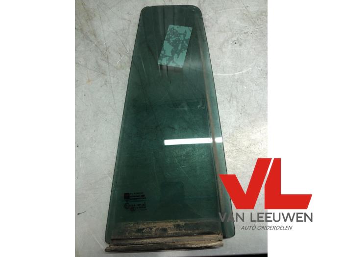 Usados Ventanilla triangular izquierda detrás Opel Zafira (M75) 1.8 16V Ecotec Precio € 9,00 Norma de margen ofrecido por Van Leeuwen Auto Onderdelen