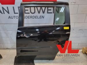Usagé Porte arrière gauche Mazda 5 (CR19) 1.8i 16V Prix € 75,00 Règlement à la marge proposé par Van Leeuwen Auto Onderdelen