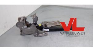 Used Brake pedal Ford Focus 4 Wagon Price € 35,00 Margin scheme offered by Van Leeuwen Auto Onderdelen