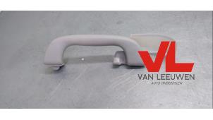 Used Handle Mazda 5 (CR19) 1.8i 16V Price € 10,00 Margin scheme offered by Van Leeuwen Auto Onderdelen