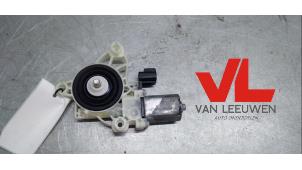 Usados Motor de ventanilla de puerta Ford Focus 4 Wagon Precio € 39,50 Norma de margen ofrecido por Van Leeuwen Auto Onderdelen