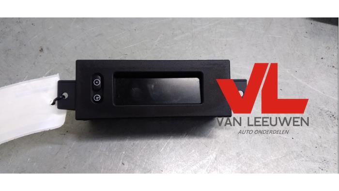 Begagnade Innerdisplay Opel Corsa C (F08/68) 1.2 16V Twin Port Pris € 9,00 Marginaltabell erbjuds av Van Leeuwen Auto Onderdelen